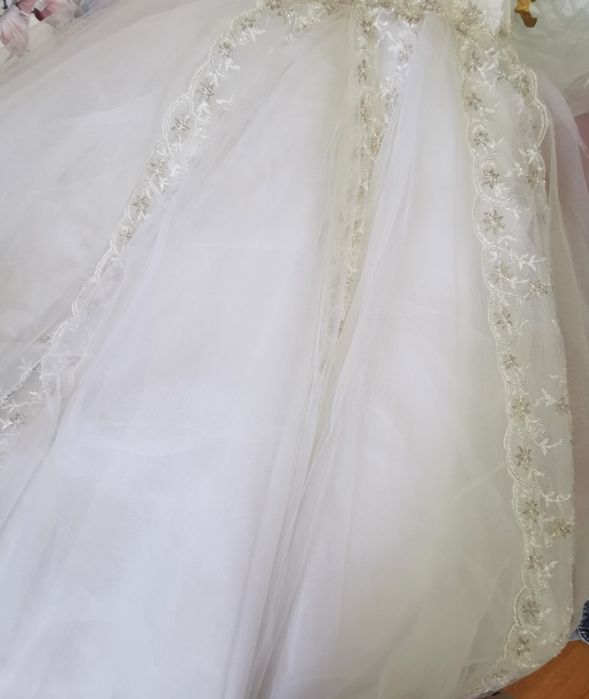 Продам новое свадебное платье