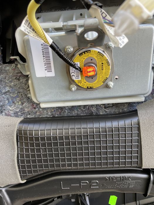 Табло и шофиьорски Air bag за Toyota Auris 14г-19г