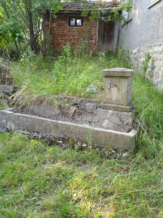 Продавам къща в село Зимевица