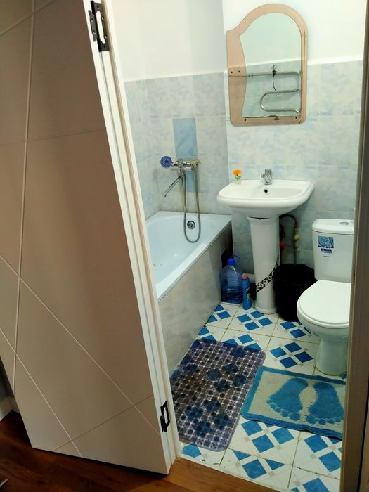 1 бөлмелі пәтер ұзақ мерзімге жалға беріледі