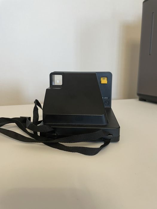 Polaroid one step 2 black