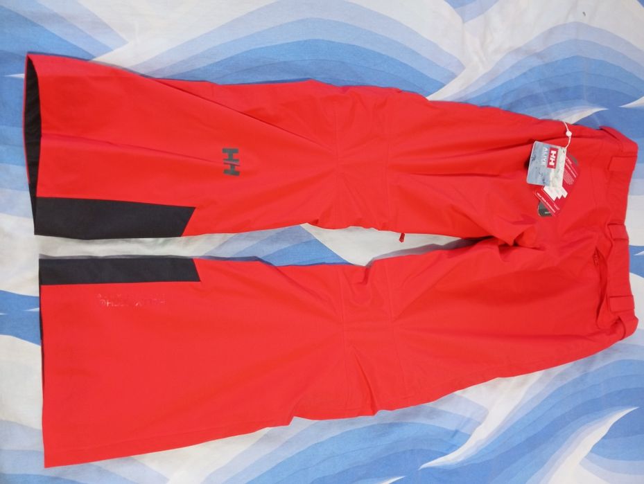 Ски екип Helly Hansen