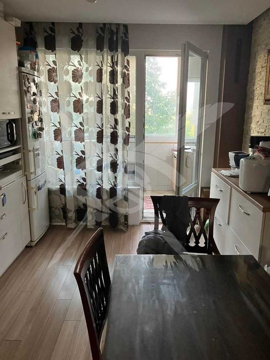 Продава се Четиристаен апартамент в София, Люлин 1 - 114 кв.м за 2193 €/кв.м - Снимка #1