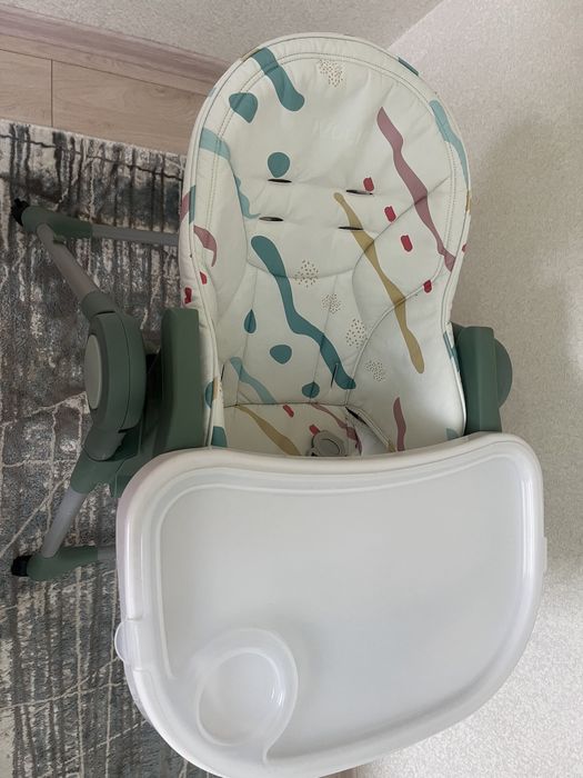 Срочно продам стульчик очень хорошего качества