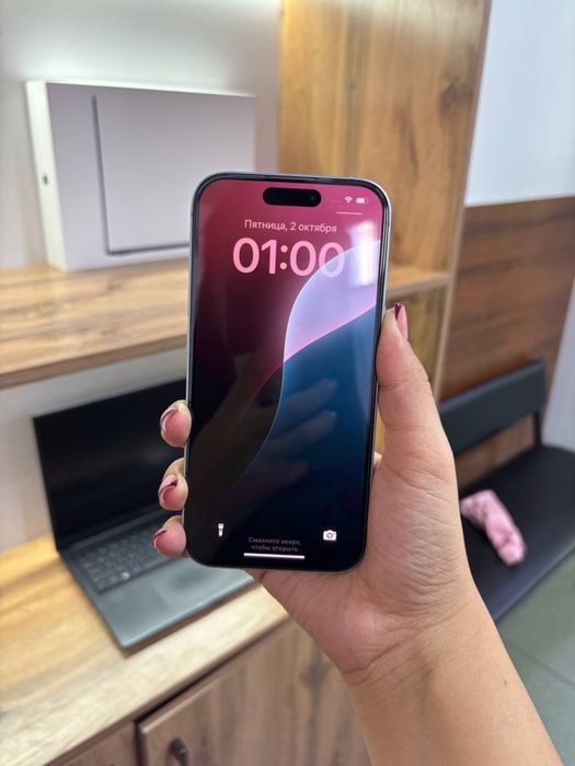 Телефон Apple iPhone 15