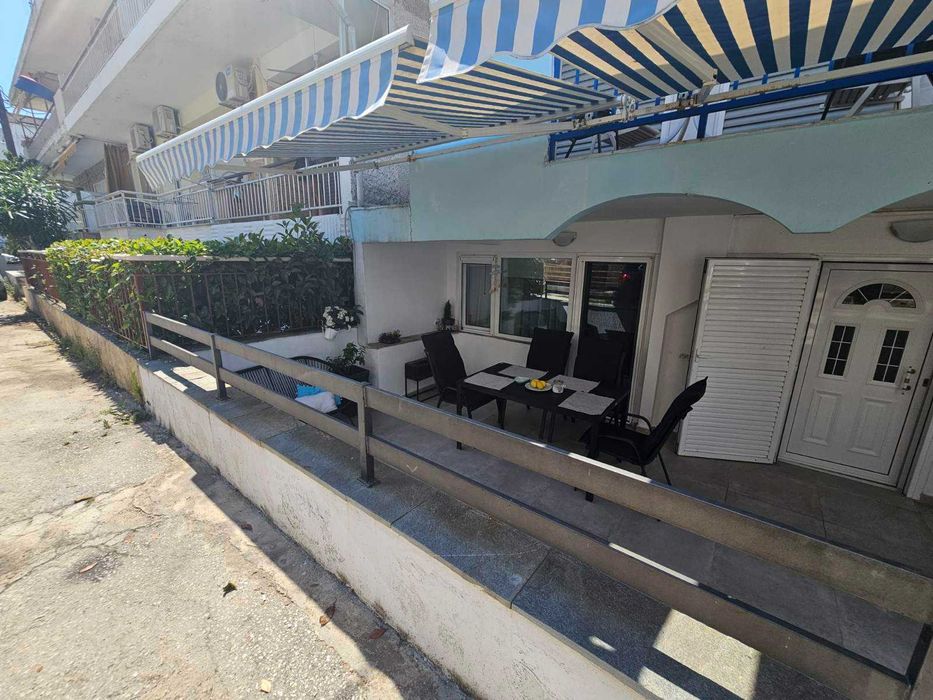 Продава се Тристаен апартамент в София, Лозенец - 80 кв.м за 1988 €/кв.м - Снимка #2