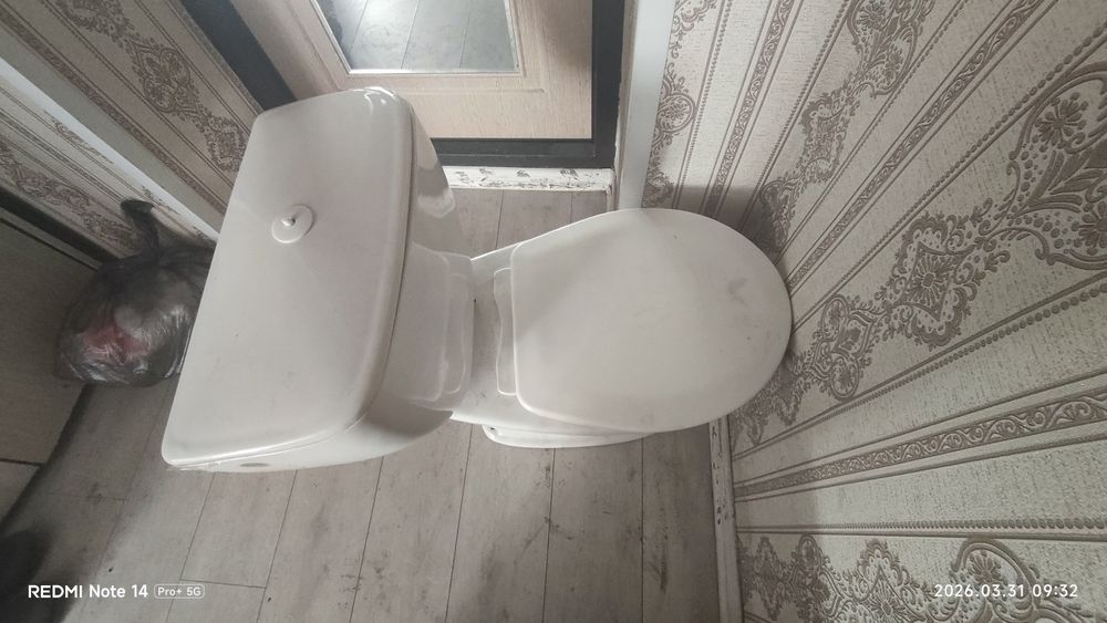 Унитаз с бачком!