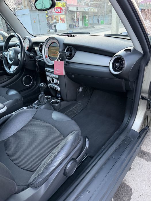 Продам Mini Cooper 2007 года