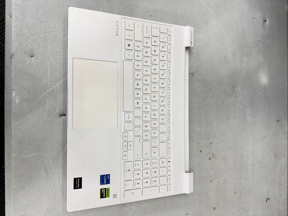 Tastatura iluminata HP Victus Gaming perfecta stare