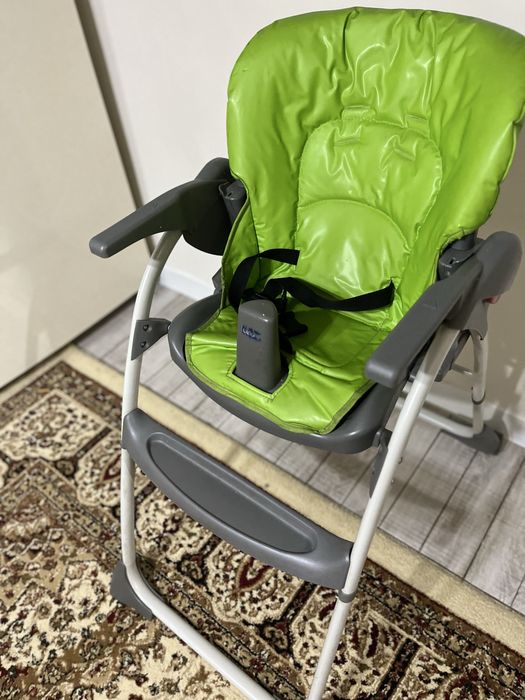 Стульчик для кормления малыша Chicco