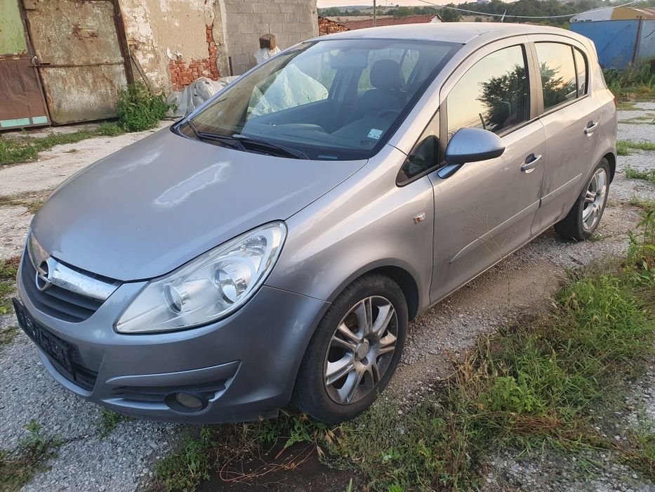 Opel Corsa D 1.3 CDTI - НА ЧАСТИ