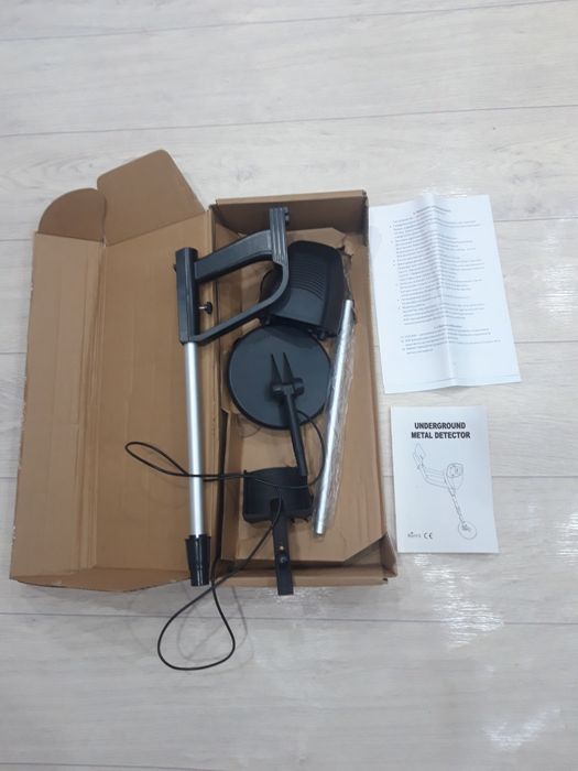 Металоискатель новый