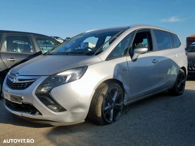 Dezmembrez Opel Zafira 1.7cdti 2.0cdti 2014