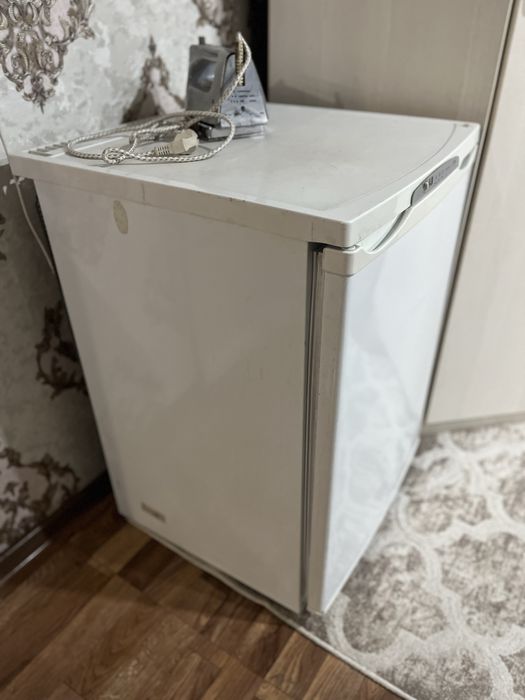 Морозильник продам