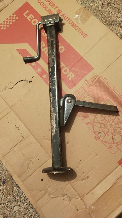 Продам домкрат винтовой ВАЗ