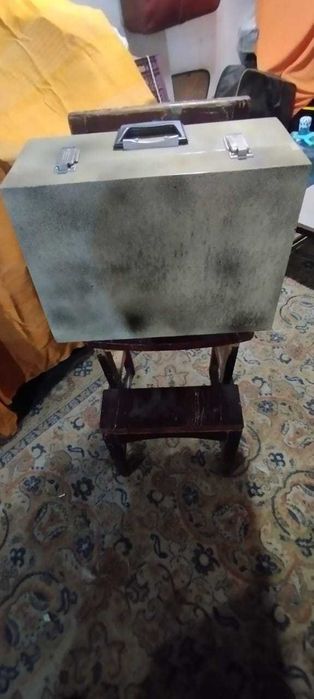 Продаётся швейная машинка