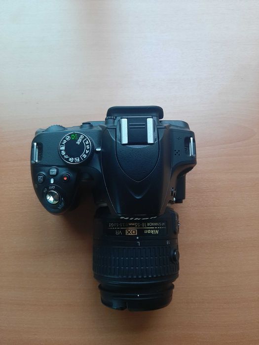 Nikon D3200  като нов