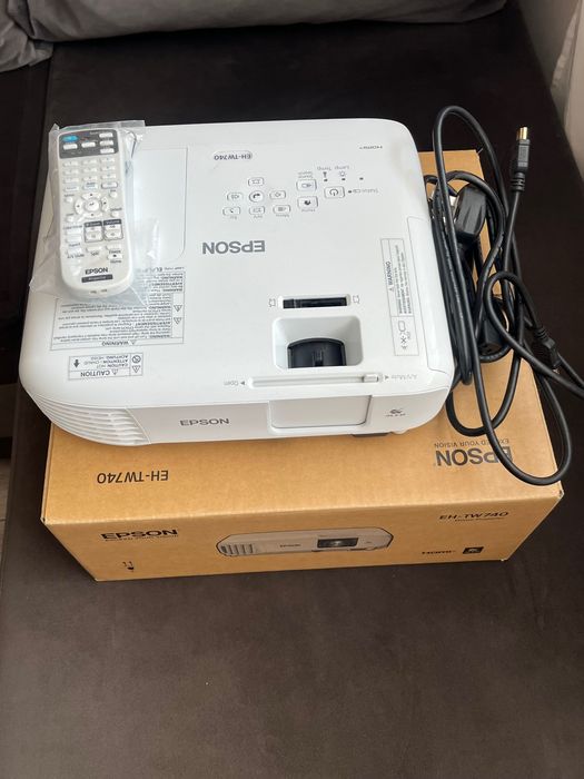 Проектор Епсон EH1TW740