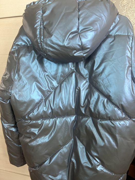 Продам куртку на подростка
