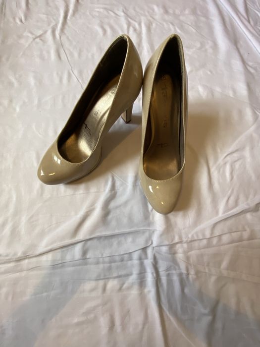 Все вещи по 5000 тг