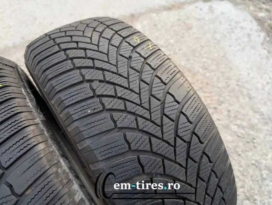 SET 2 Anvelope Iarna 205/55 R16 BRIDGESTONE Blizzak ras
