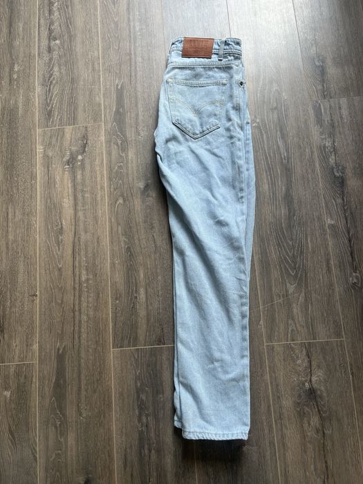 Продам levi’s 501 джинсы
