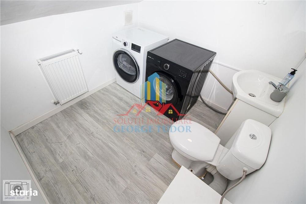 Apartament 95 mp, 2 camere + mansarda,  Str. Tineretului Nr 66,  Chiaj