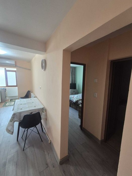 Apartament zona Bazar Calarasi spre inchiriere
