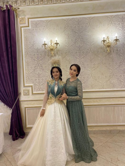 Платье на узату полный комплект