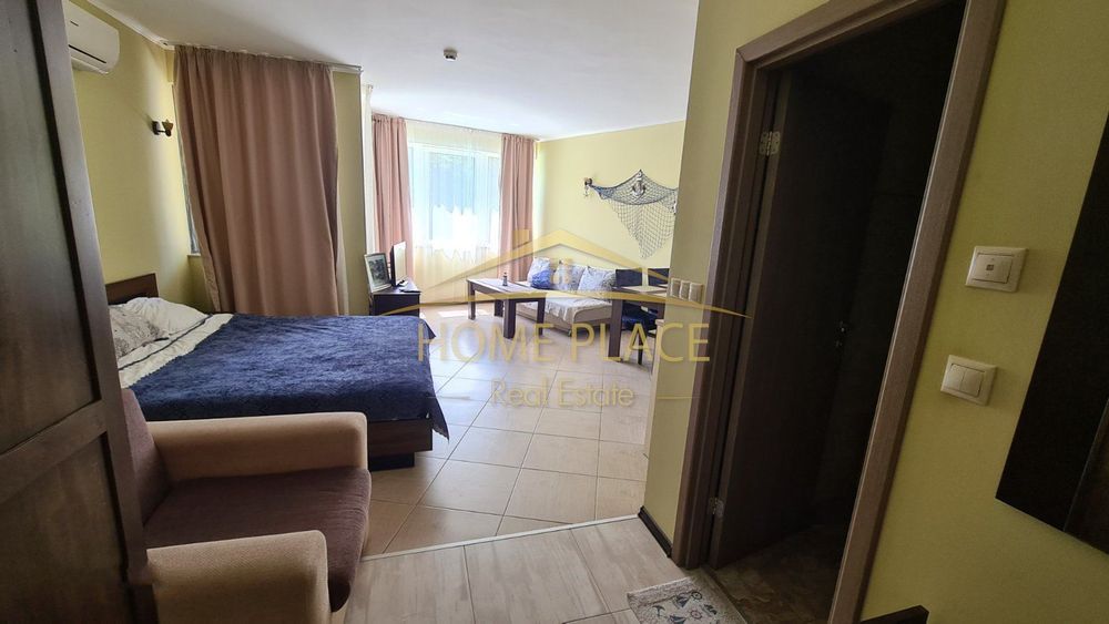 Дава се под наем Едностаен апартамент в к.к. Златни пясъци - 50 кв.м за 255 € - Снимка #2