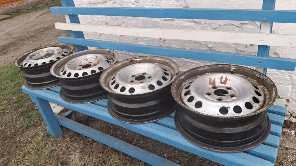 Продам диски на 15