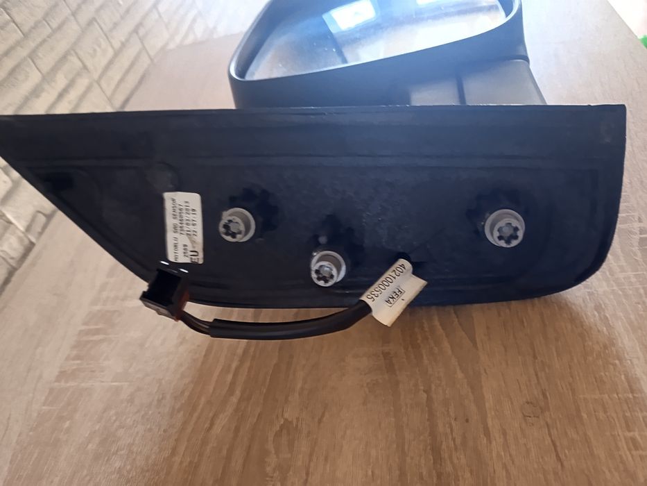 Дясно огледало за Ситроен Немо, Пежо Бийпър или Фиат