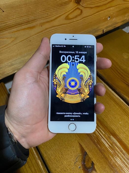 продам айфон 8 64гб/ продам iphone 8 64gb
