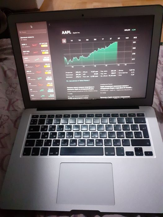 Продам MacBook Air 13