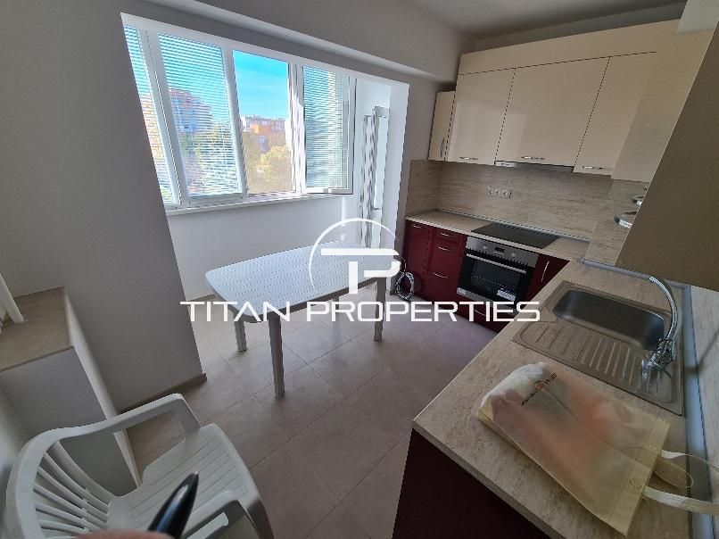 Дава се под наем Едностаен апартамент в Бургас, Славейков - 45 кв.м за 280.5 € - Снимка #1