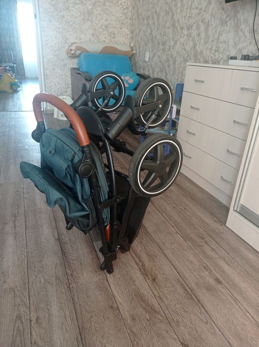 Коляска прогулочная TOMIX Stella