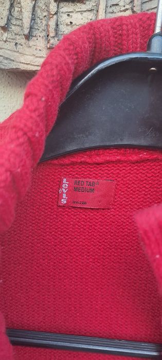 Pulover Levi's  Strauss