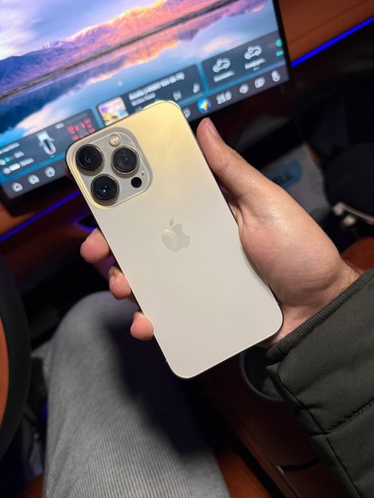 Iphone 13 pro GOLD