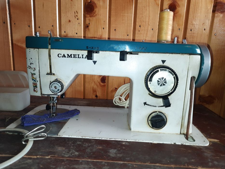 Masina de cusut Camelia