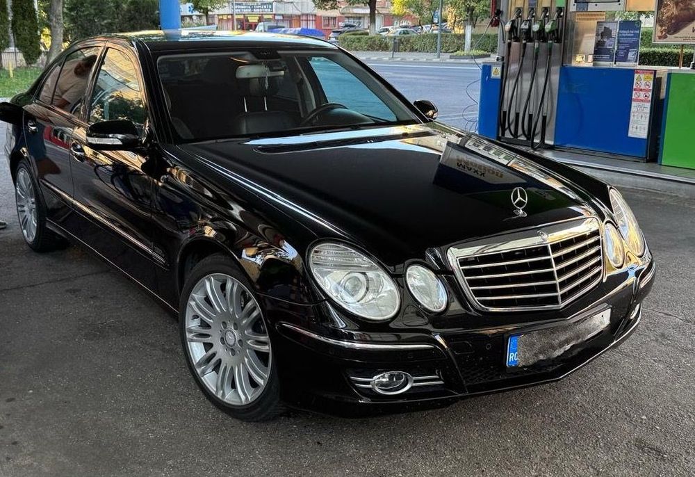 Mercedes-Benz E