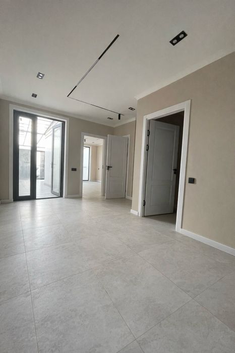 Еврокоттедж 1,20 сотка 5 комнат Махалля Файзиабад Фергана йули Ок уй