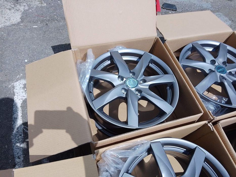 17 цола 5 х 120 мм БМВ / МИНИ - НОВИ