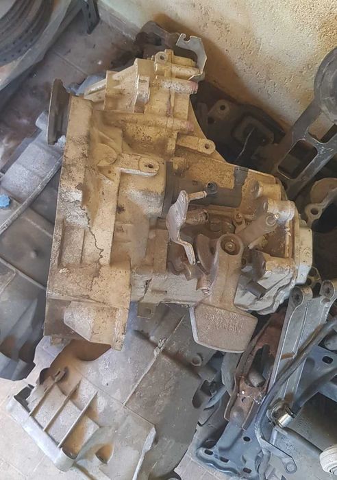 Cutie viteze Amortizor Planetara Fuzeta VW Passat B6 B7 Skoda 2.0 Tdi