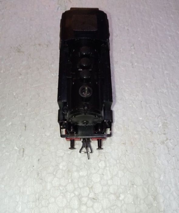 Locomotiva fleischmann BR80 scara H0, 1:87

Tracțiune integrală pe toa