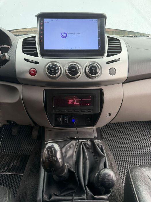 Mitsubishi  L200
