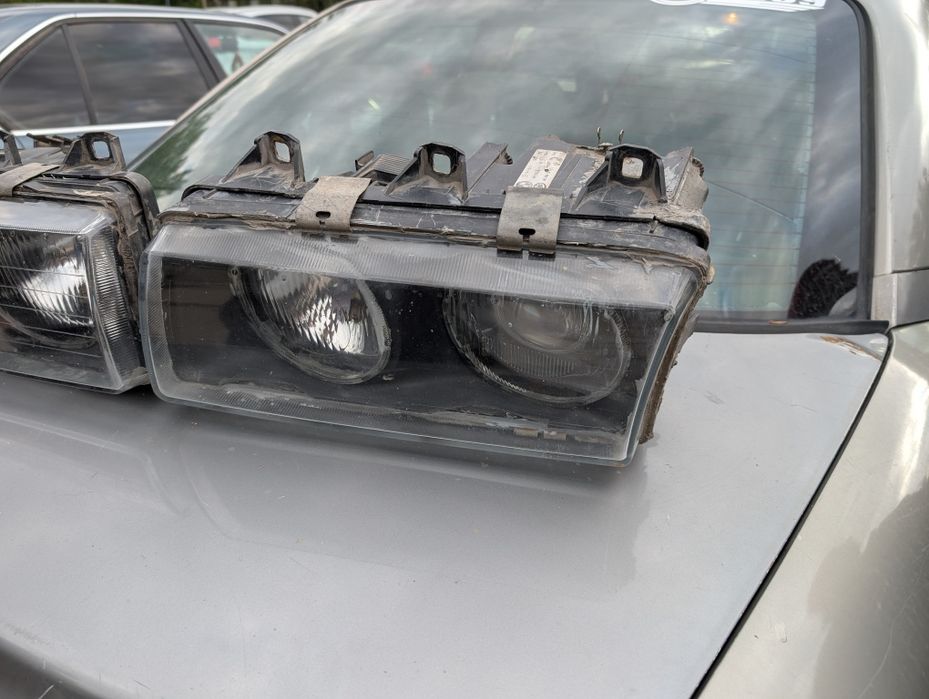 Продам фары BMW E36 ZKW (HELLA)