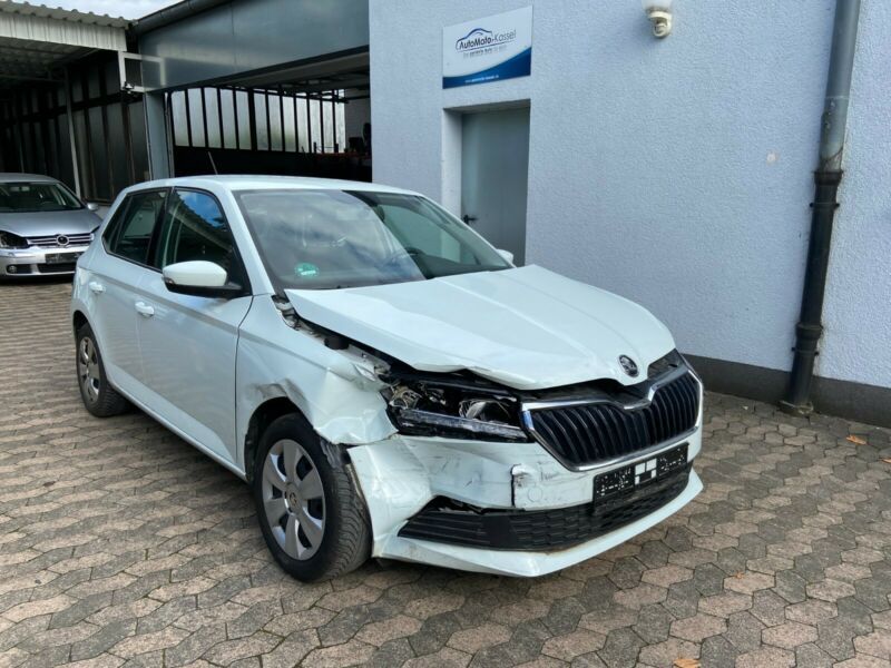 НА ЧАСТИ! Skoda Fabia III 1.0 MPI 75 кс. 2019 г. Климатик CHYB