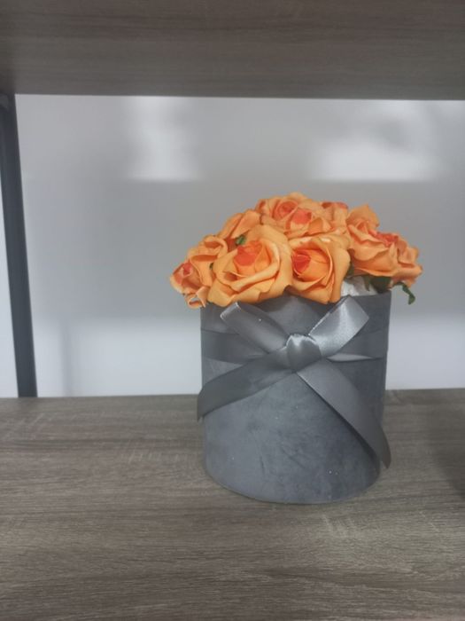 Vând cadouri amenajări