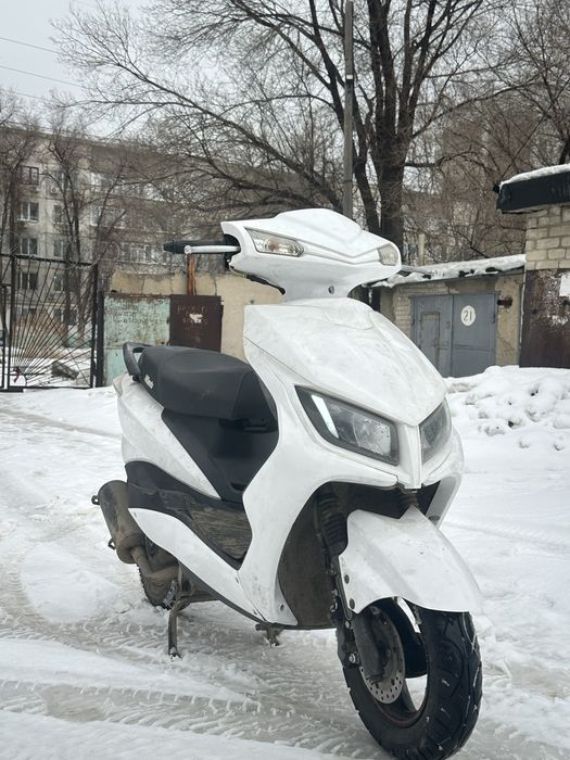 Продам скутер мопед м8