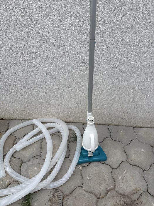 Aspiratir manual piscina